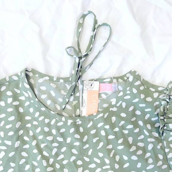 Geometric Print Blouse in Aqua Foam- NEW 2022 - Picture 4 of 7